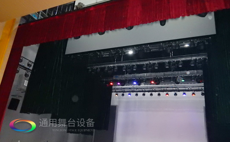 通用舞臺(tái)幕布優(yōu)勢！奉行以